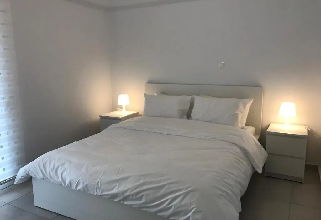 Apartment For 4 Ppl In N. Smirni-1